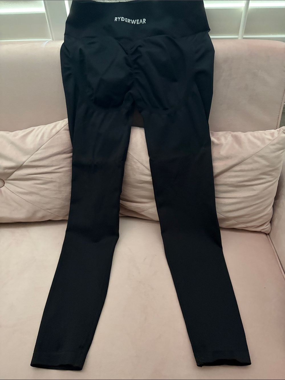 Ryderwear Black Women’s Scrunch Leggings